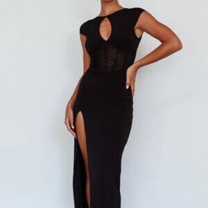 Selfie Leslie Capricorn Cap Sleeve Keyhole Maxi Dress Black